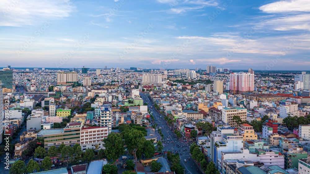 ベトナム・ホーチミン市 黄昏時のホーチミンシティの風景