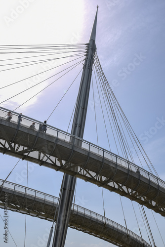 Steel Bridge Made with Suspensions and Cables