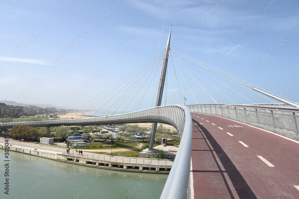 Fototapeta premium Ponte del Mare in Pescara by Morning with Pedestrian and Bicycle Path