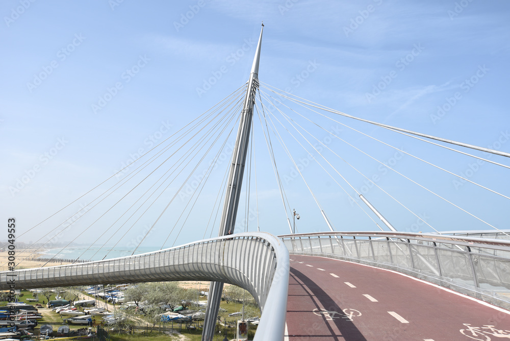 Fototapeta premium Ponte del Mare in Pescara by Morning with Pedestrian and Bicycle Path