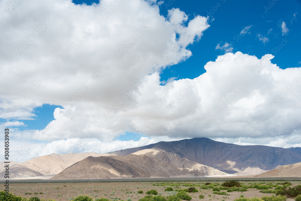 Fototapeta premium Ladakh, India - Jul 14 2019 - Beautiful scenic view from Between Tsaga La Pass and Chushul in Ladakh, Jammu and Kashmir, India.