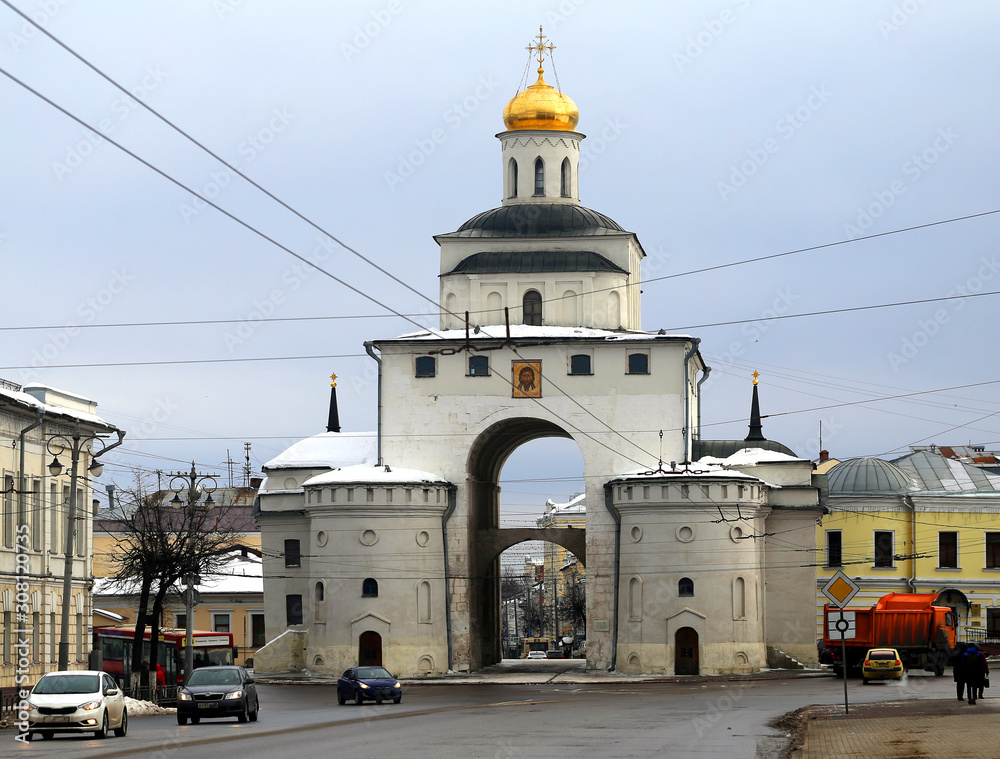 Photo of the architecture of the Golden Gate in Vladimir