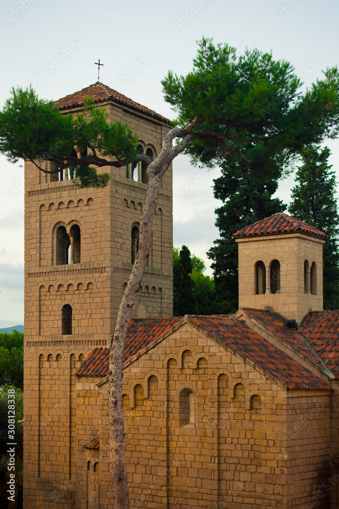 Fototapeta premium BARCELONA, SPAIN: architectural complex Poble Espanyol the Spanish village.