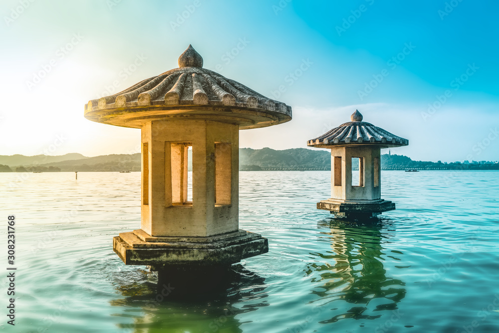 Beautiful architectural landscape and landscape of West Lake in Hangzhou.. Beautiful architectural landscape and landscape of West Lake in Hangzhou..