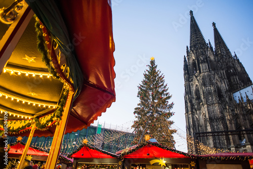 Canvas Print Traditional Christmas market in Europe, Cologne, Germany