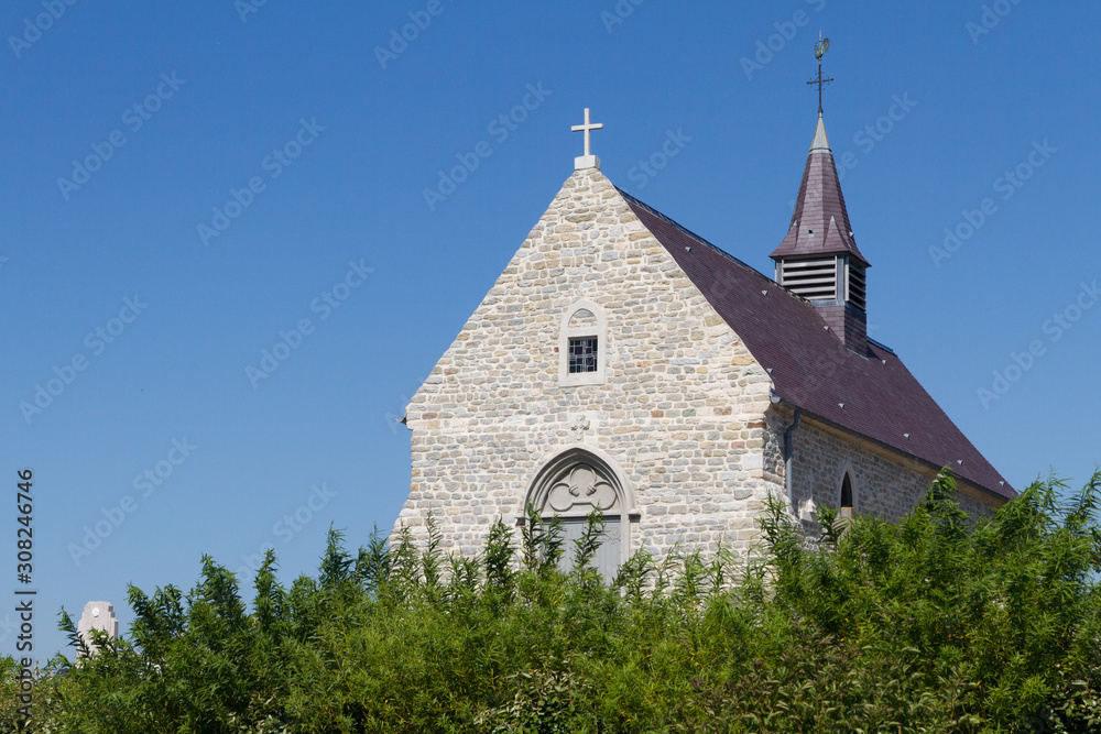 L'église Saint-Martin à Tardinghen. 13ème siècle. Pas-de-Calais.