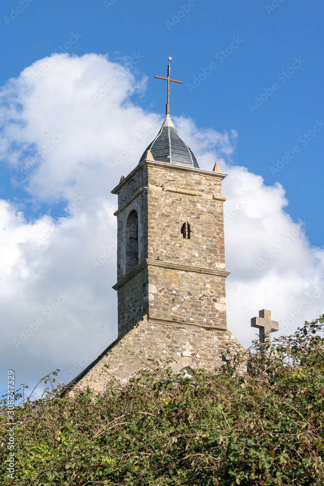 Le clocher de la Chapelle de Saint-Etienne-au-Mont