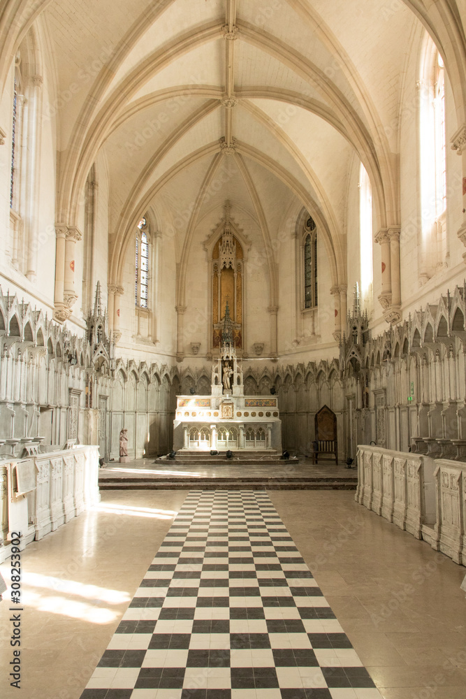 Chartreuse de Notre-Dame-des-Près à La Neuville sous Montreuil - L'intérieur de l'église