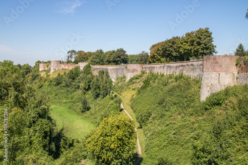 Les remparts de Montreuil-sur-Mer