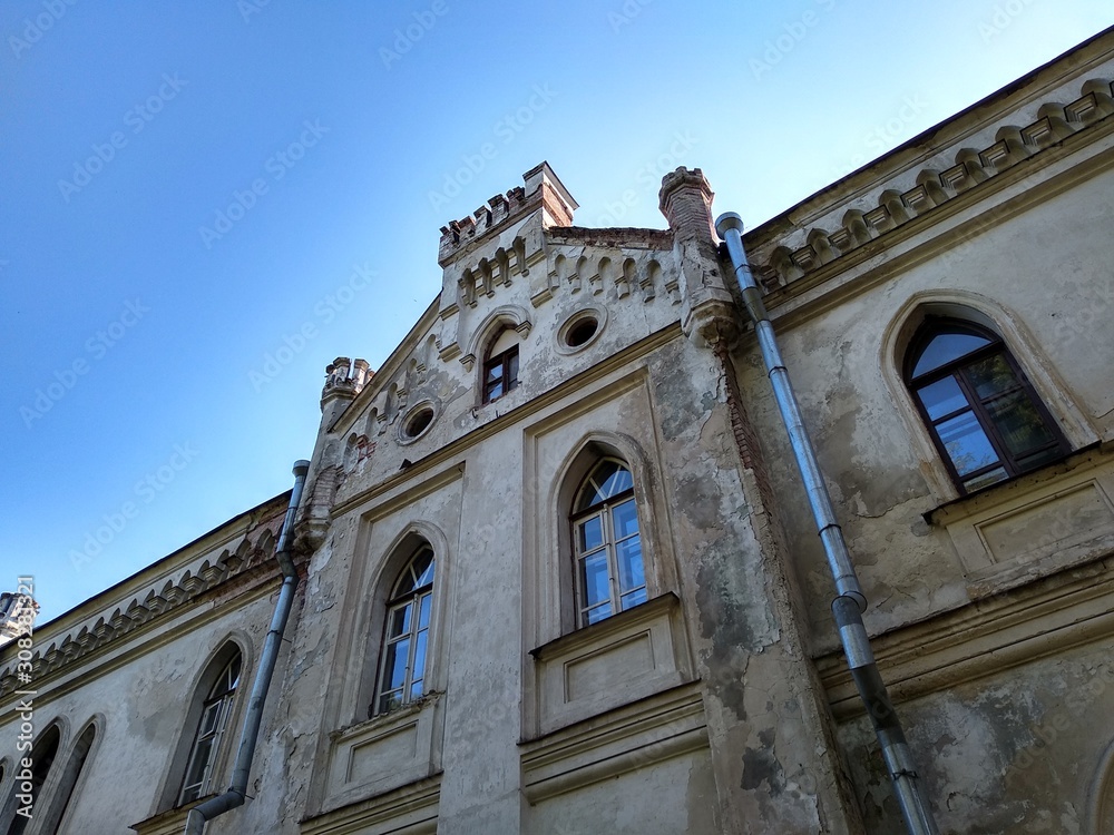  Abandoned estate, castle, palace