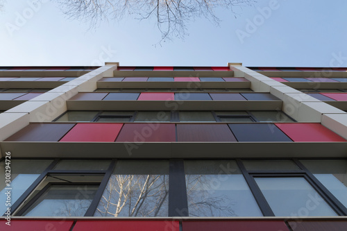 Canvas-taulu View upward on a building.