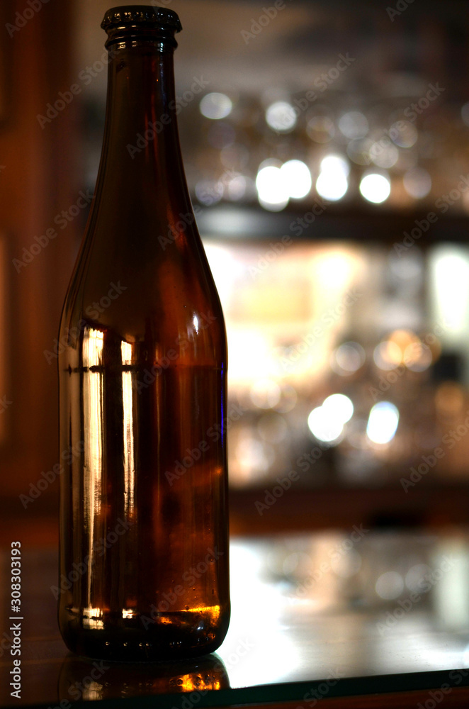 botella cerveza vertical