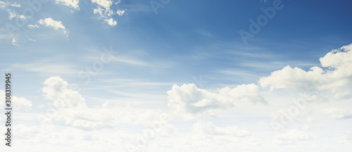 Fototapeta Naklejka Na Ścianę i Meble -  Clear blue sky and white clouds