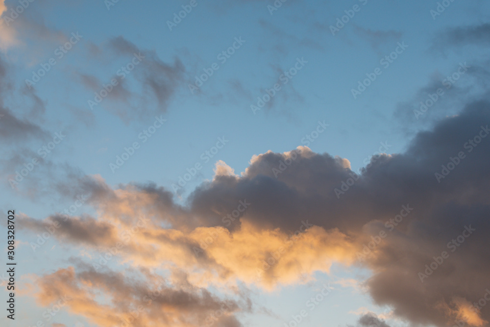 Fototapeta premium Harsh December evening sky