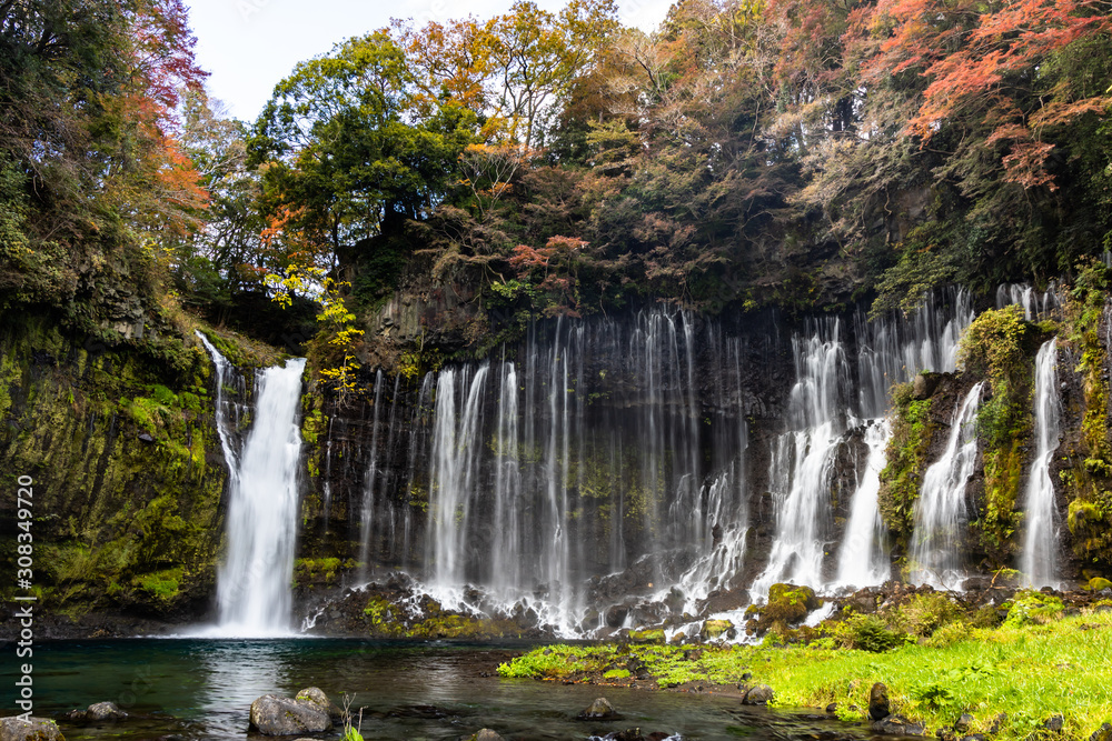 Fototapeta premium Shiraito waterfalls