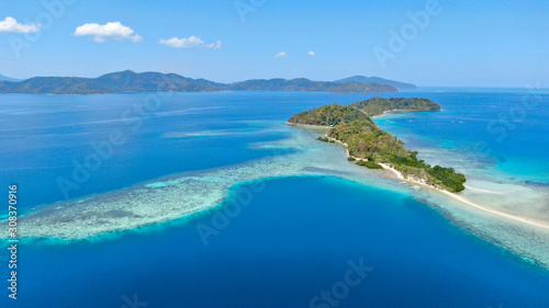 Wallpaper Mural ISLAS EN PALAWAN, FILIPINAS  Torontodigital.ca