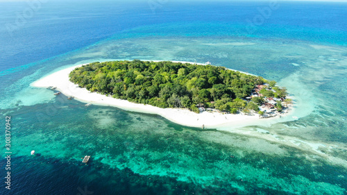 Wallpaper Mural ISLA TROPICAL PARADISIACA Torontodigital.ca