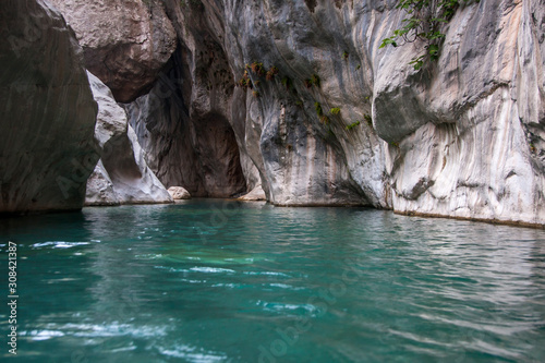 calm river among the rocks © Kooper