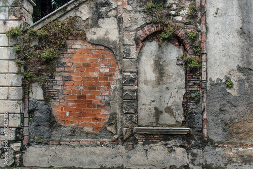 Ruine zugemauerte Fenster © Xaver Klaussner