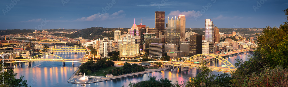 Pittsburgh skyline by night - obrazy, fototapety, plakaty 