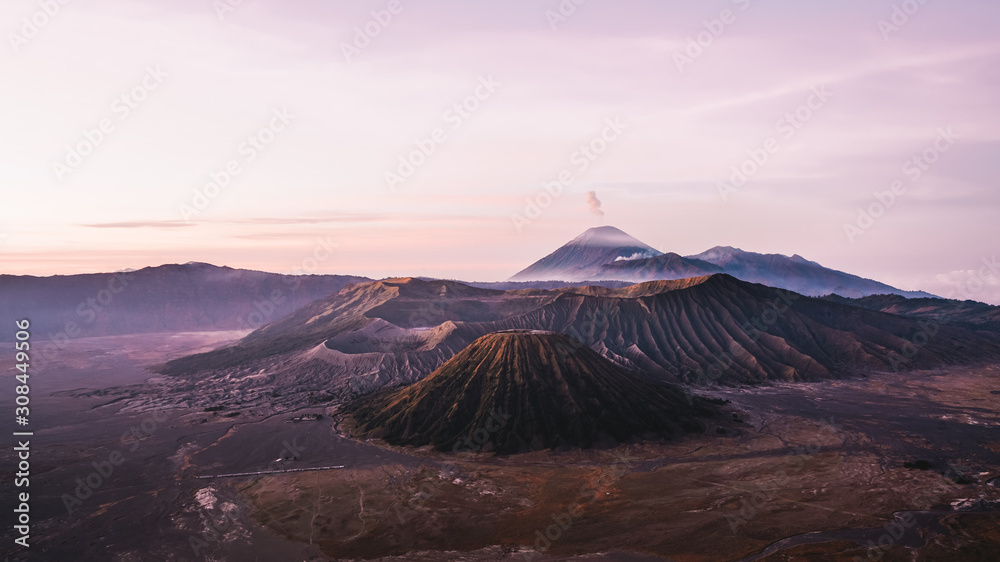 Incroyable panorama du Mont Bromo à Java en Indonésie