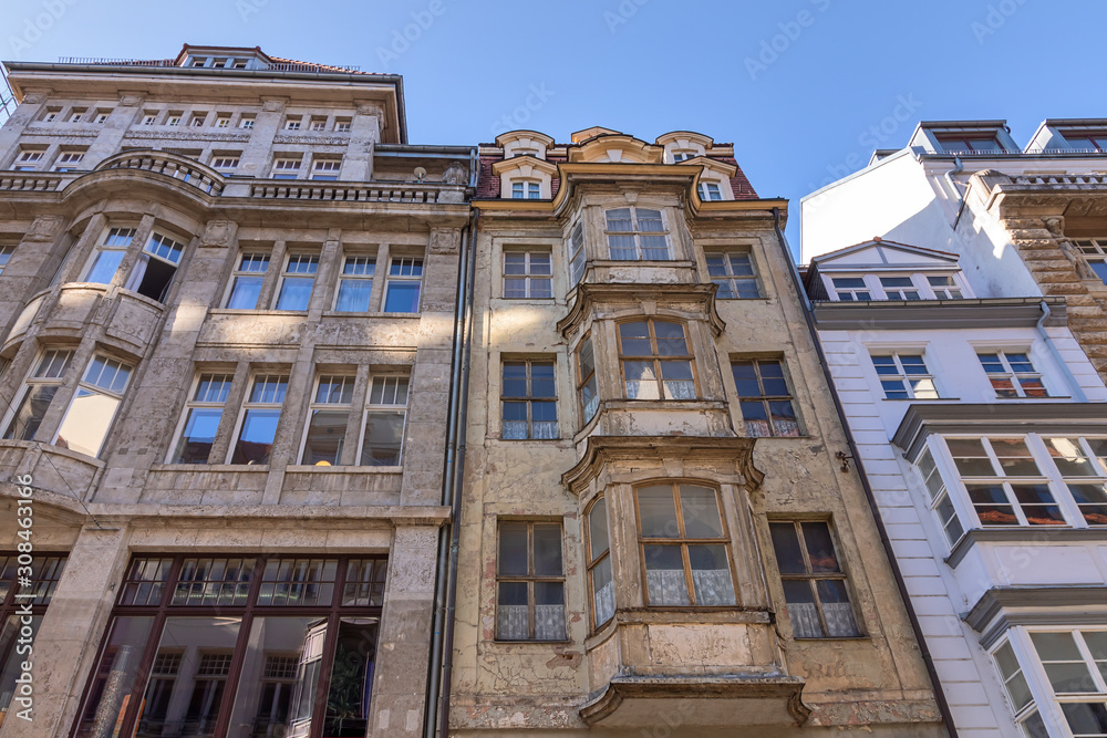 Obraz premium Bürgerhäuser mit Schmuckerker in der Hainstraße in Leipzig, Sachsen, Deutschland