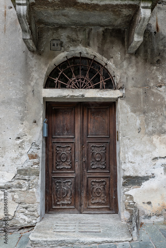 Image of a characteristic gate of an ancient village