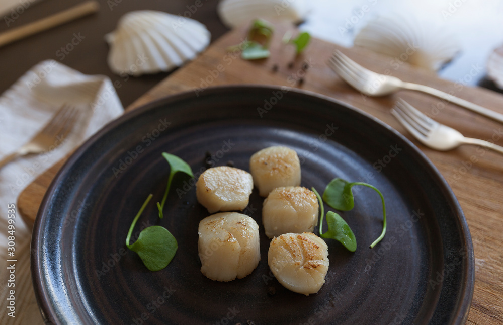 Franch Scallops Macro