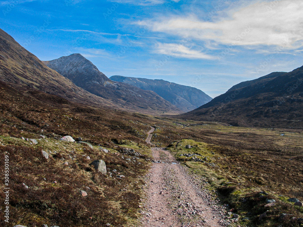 Scottish Westhighland Way, hiking in the Highlands with beautiful view