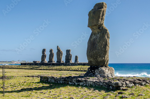 Chile - Rapa Nui or Easter Island - Tahai - Ahu Vai Uri y Ahu Tahai