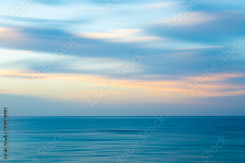 Abstract background horizontal seaside blur © Brian Scantlebury