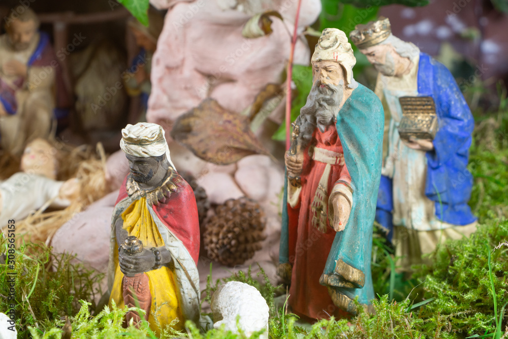 Provencal Christmas crib figure of wise men in terracotta