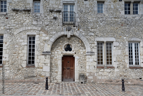 Tür in Provins, Frankreich