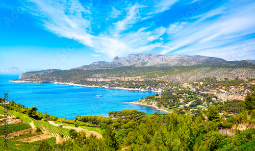 Fototapeta Naklejka Na Ścianę i Meble -  Cassis bay from route des cretes scenic road. Cote Azur, Provence, France.
