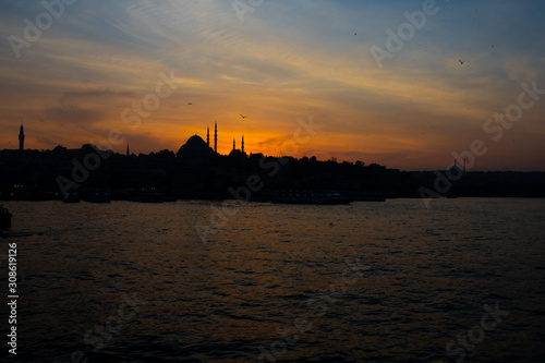 View of Istanbul city and the Golden Horn waterway (Altın Boynuz or Halic) in the evening. Sunset in Istanbul, Turkey © DiegoCityExplorer