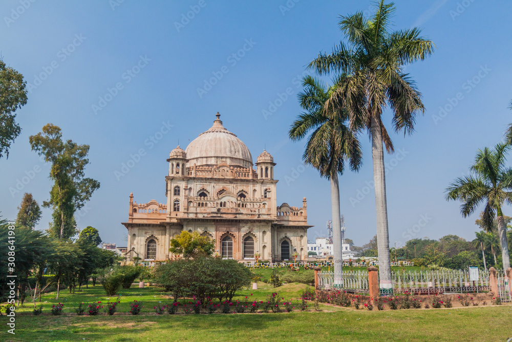 Tomb of Saadat Ali Khan in Lucknow, Uttar Pradesh state, India