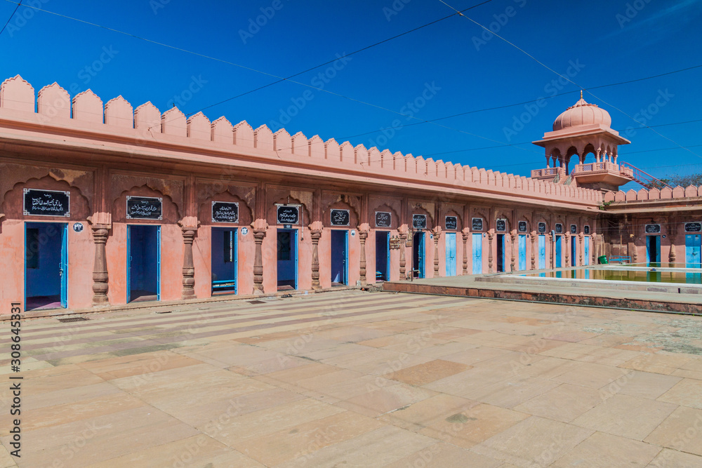 BHOPAL, INDIA - FEBRUARY 5, 2017: Courtyard of the Taj-ul-Masjid mosque in Bhopal, Madhya Pradesh state, India BHOPAL, INDIA - FEBRUARY 5, 2017: Courtyard of the Taj-ul-Masjid mosque in Bhopal, Madhya Pradesh state, India