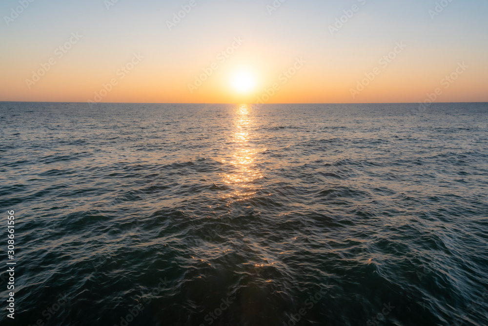 Obraz premium Morning at the sea