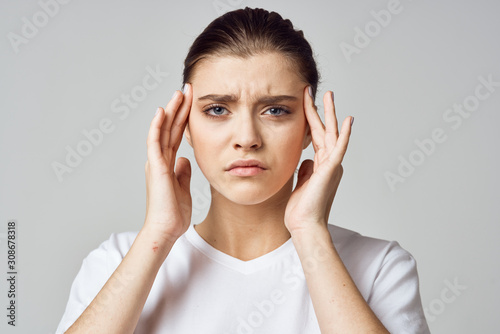 Wallpaper Mural young woman with headache Torontodigital.ca