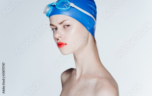 women swimmer