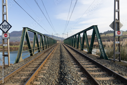 Parallel railways over a bridge
