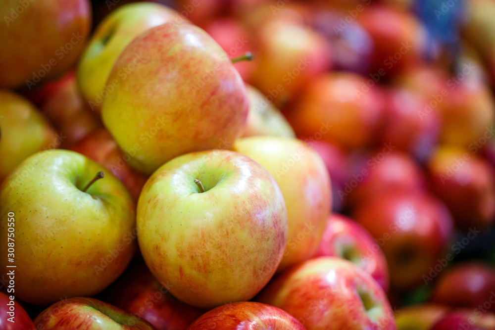 Fresh red apple fruits on shelves in supermarket Fresh red apple fruits on shelves in supermarket