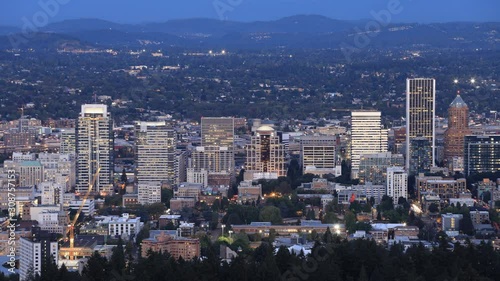 Looping day to night timelapse of Portland, Oregon, United States 4K