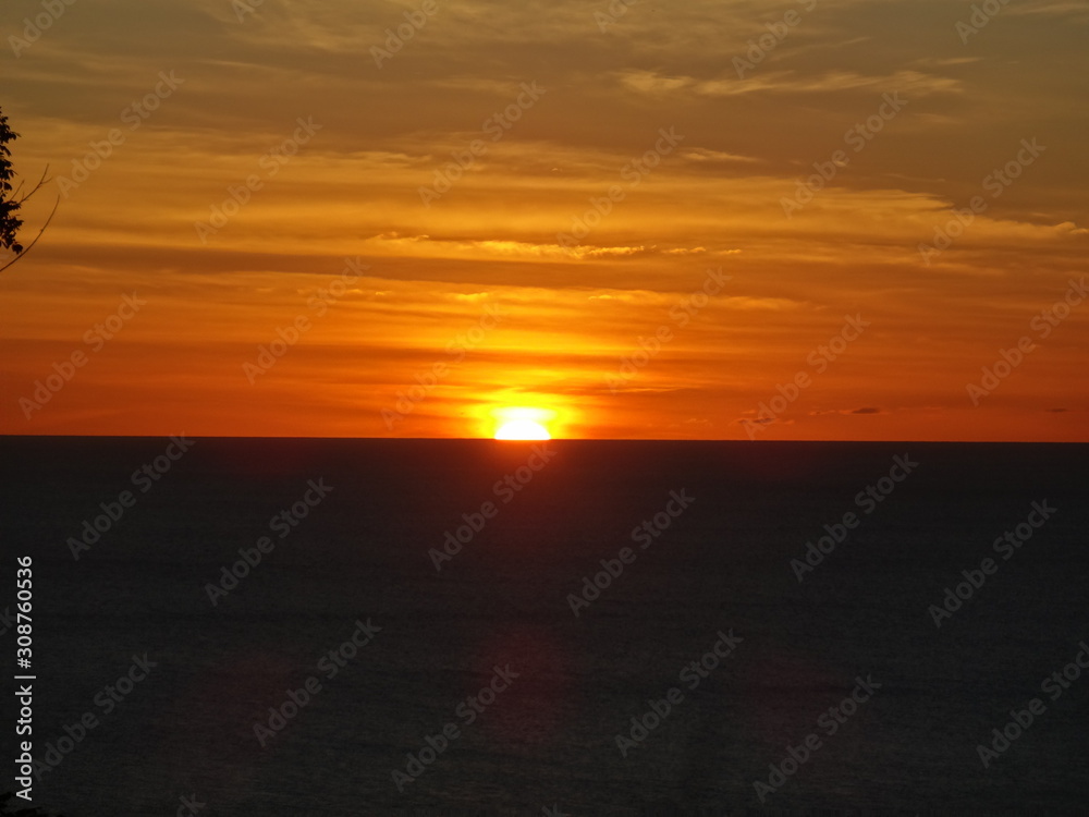 Obraz premium Coucher de soleil sur la mer