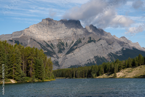 Fototapeta Naklejka Na Ścianę i Meble -  Johnson Lake close to Banff, Alberta, Canada