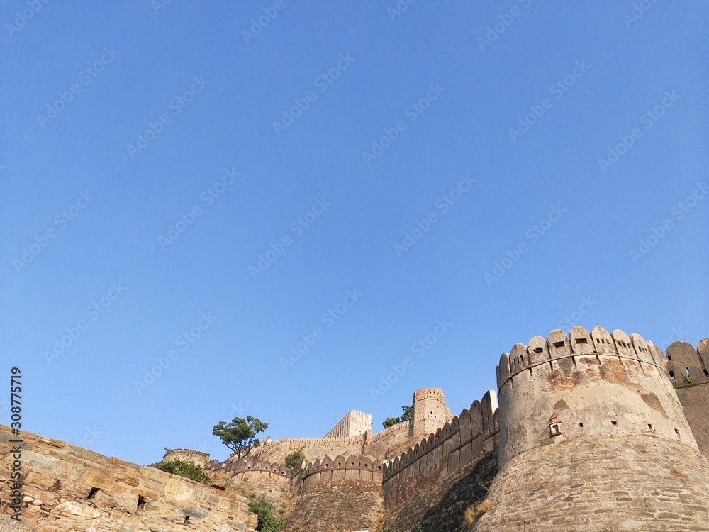 walls of Kumbhalgarh fort
