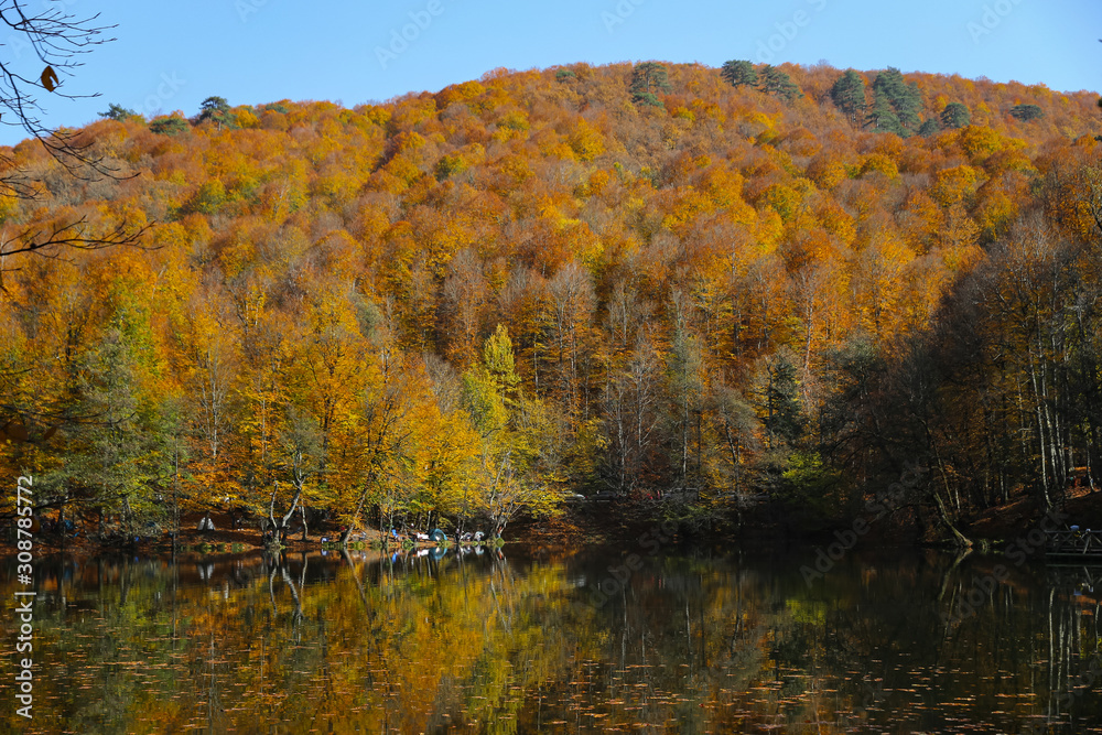 Buyuk Lake in Yedigoller National Park, Bolu, Turkey Buyuk Lake in Yedigoller National Park, Bolu, Turkey