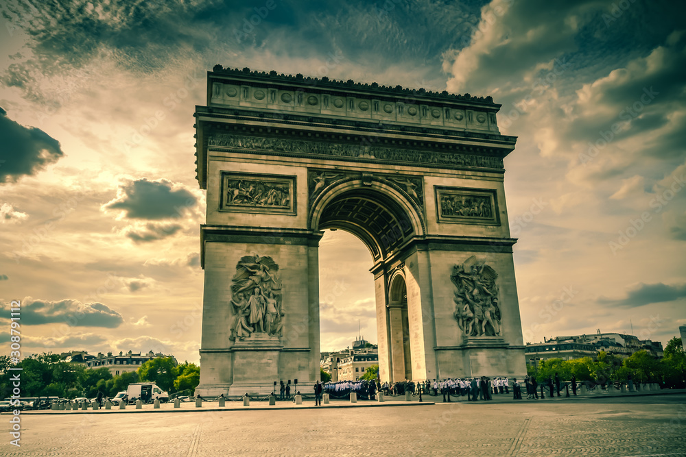 Fototapeta premium arch of triumph in paris