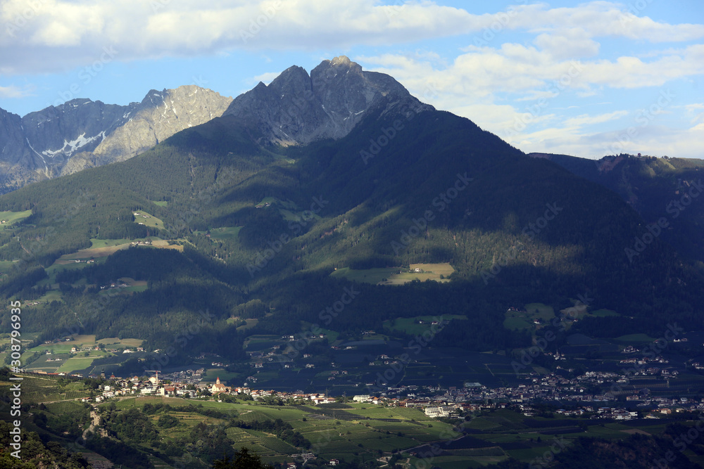 Tourist numbers increasing in the South Tyrol as season proves good near Schenna