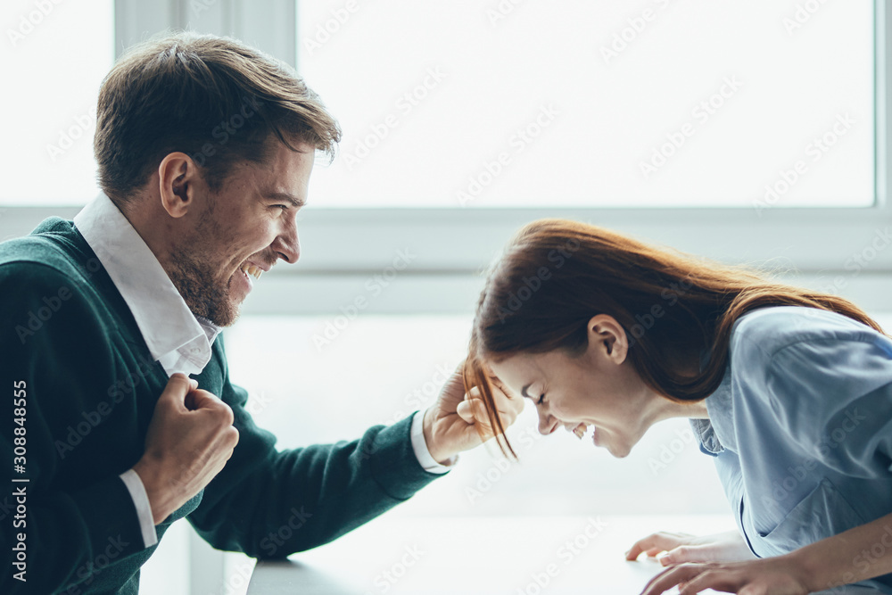 Fototapeta premium man and woman shaking hands in office
